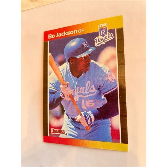 Bo Jackson 1988 Donruss #208 card error on card no . After inc on back of card w - Picture 3 of 5